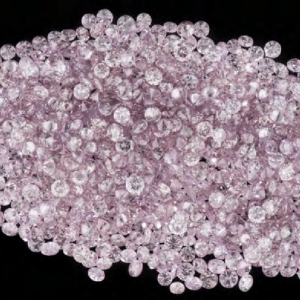 The-Lomonosov-deposit-produces-a-variety-of-fancy-color-diamonds-including-pink-and